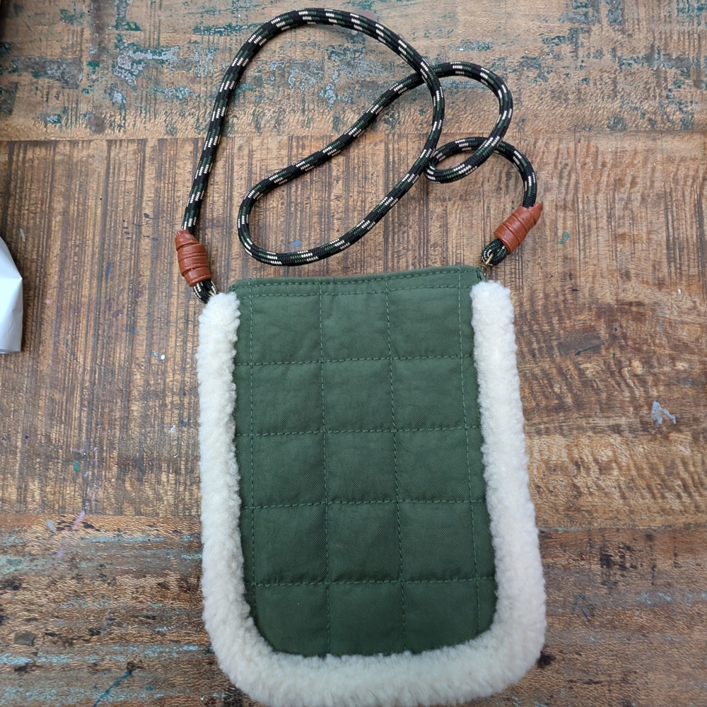 Universal Thread Olive Quilted Crossbody Bag